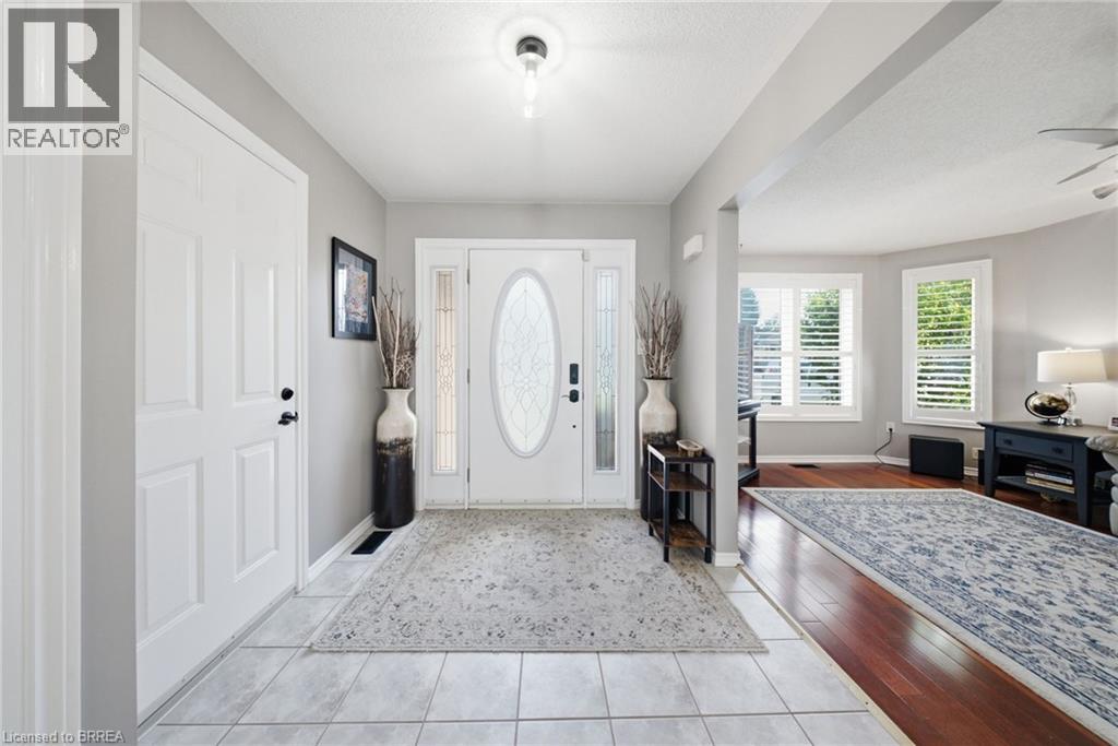68 Allensgate Drive, Brantford, Ontario  N3V 1E2 - Photo 3 - 40856322