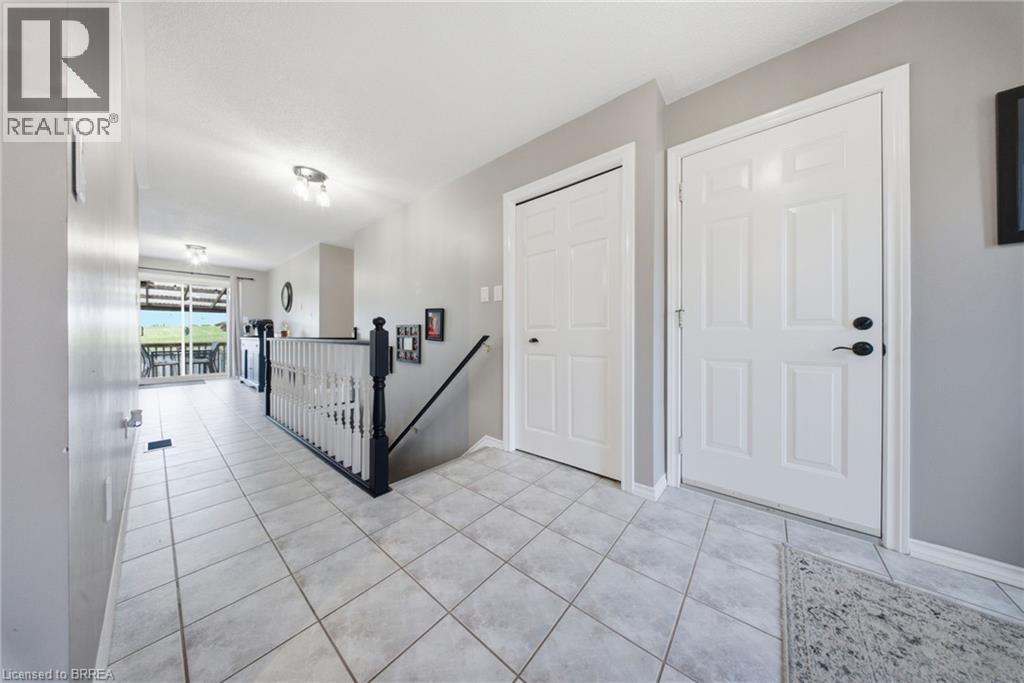 68 Allensgate Drive, Brantford, Ontario  N3V 1E2 - Photo 4 - 40856322