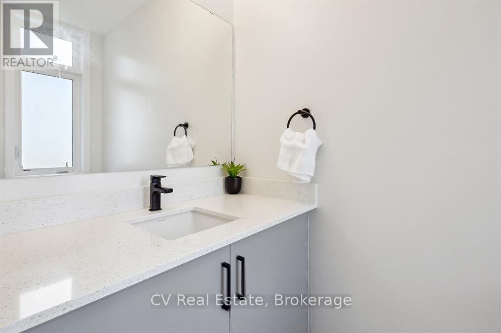 125 Stoneleigh Drive, Blue Mountains, Ontario  L9Y 4X5 - Photo 20 - X13579320