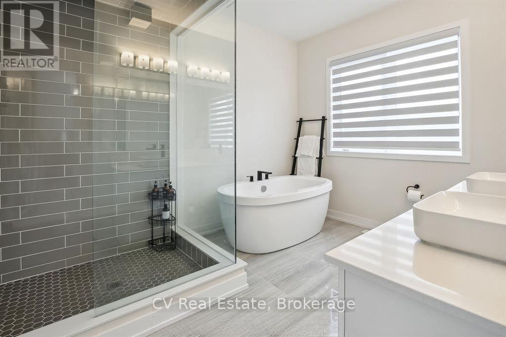 125 Stoneleigh Drive, Blue Mountains, Ontario  L9Y 4X5 - Photo 30 - X13579320