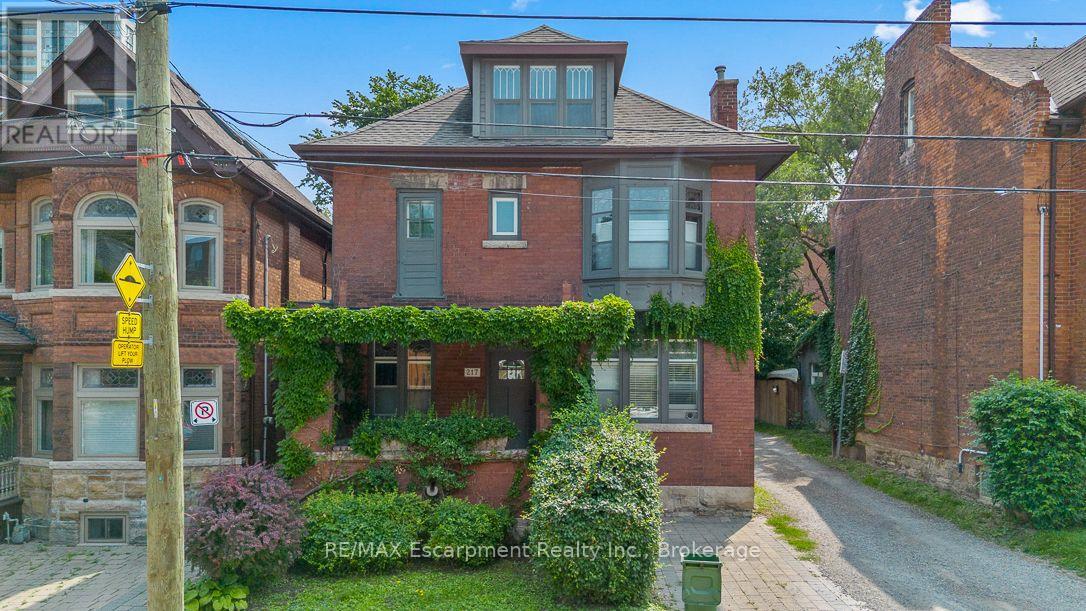 217 CAROLINE STREET S, Hamilton, Ontario