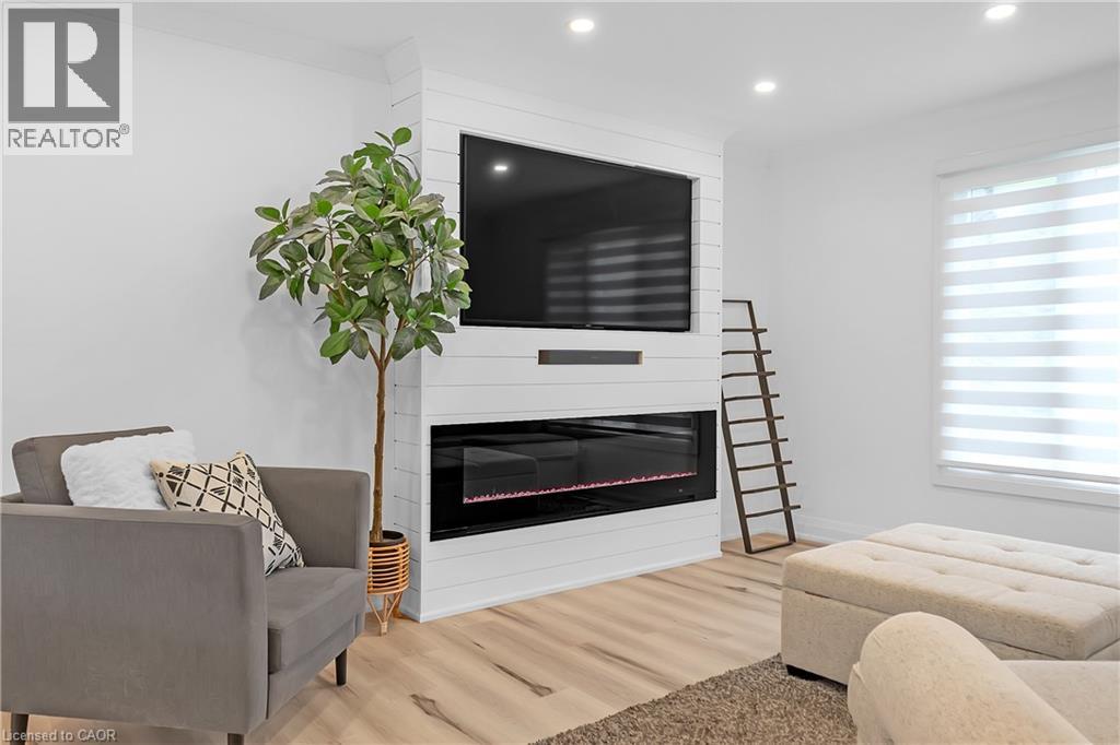 4236 Longmoor Drive, Burlington, Ontario  L7L 4Z9 - Photo 8 - 40856221
