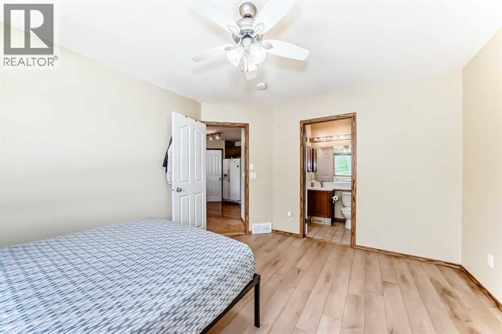 30 Covehaven View NE, Calgary, Alberta  T3R 1S6 - Photo 16 - A2337869