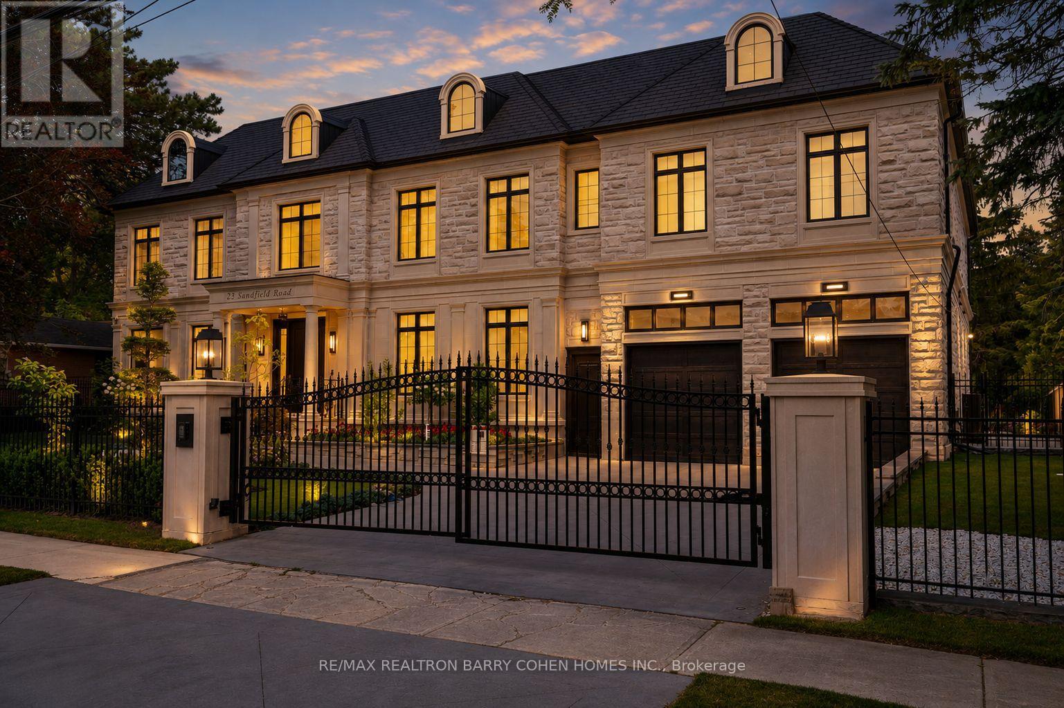 23 SANDFIELD ROAD, Toronto, Ontario