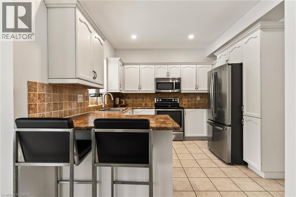 150 Davidson Boulevard, Dundas, Ontario  L9H 7N6 - Photo 15 - 40855765