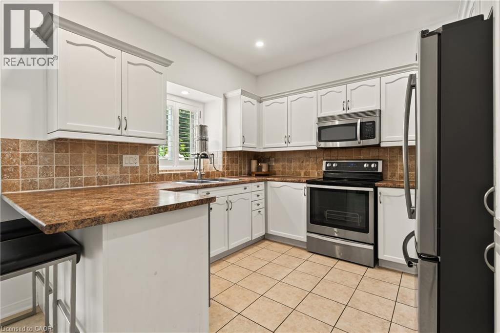 150 Davidson Boulevard, Dundas, Ontario  L9H 7N6 - Photo 17 - 40855765