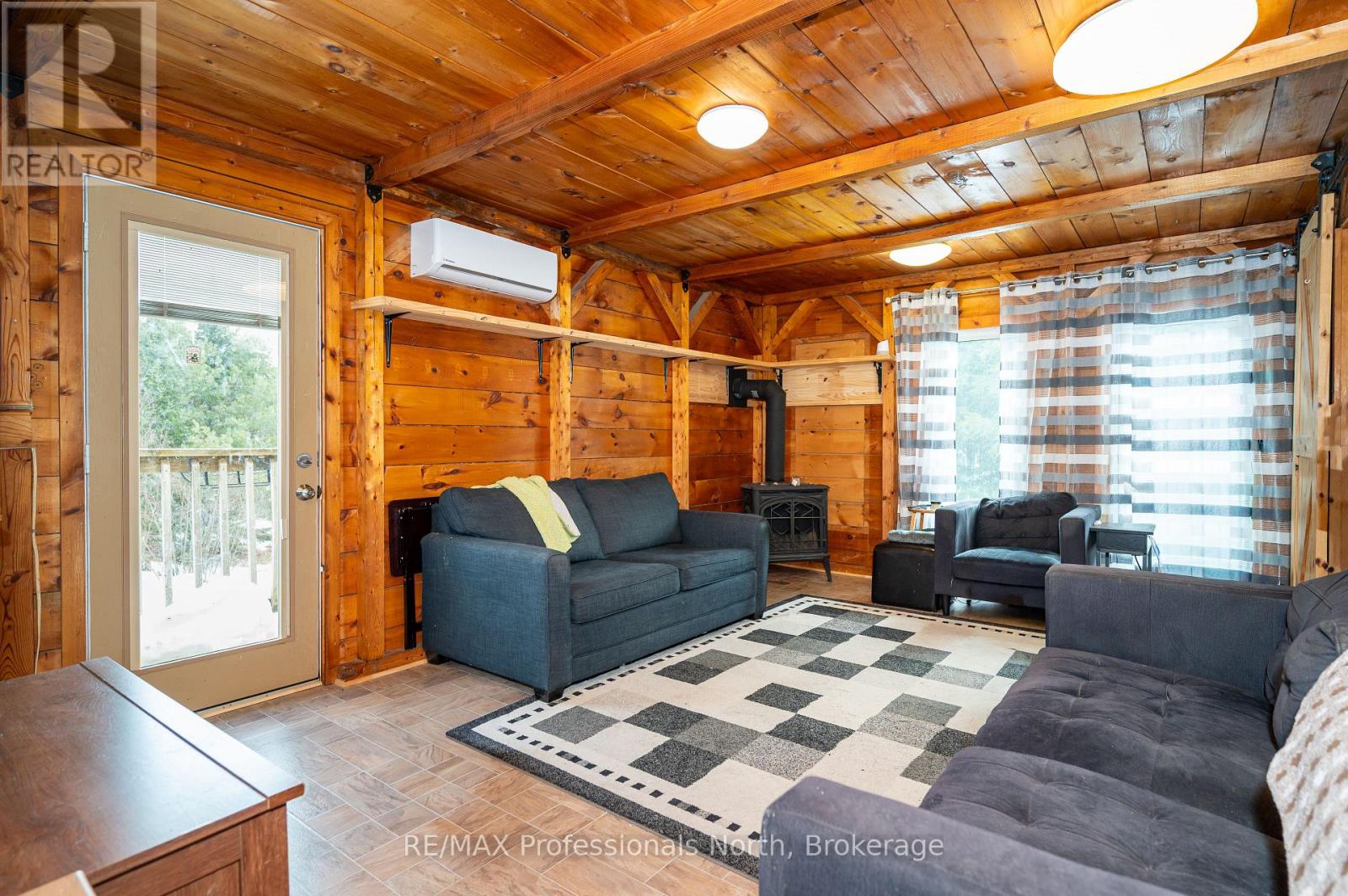 2315 Aspdin Road, Huntsville (Stisted), Ontario  P0B 1M0 - Photo 3 - X13683972