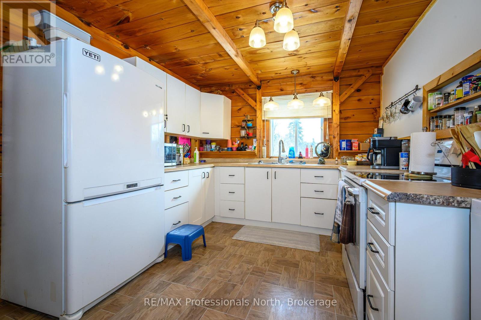 2315 Aspdin Road, Huntsville (Stisted), Ontario  P0B 1M0 - Photo 7 - X13683972