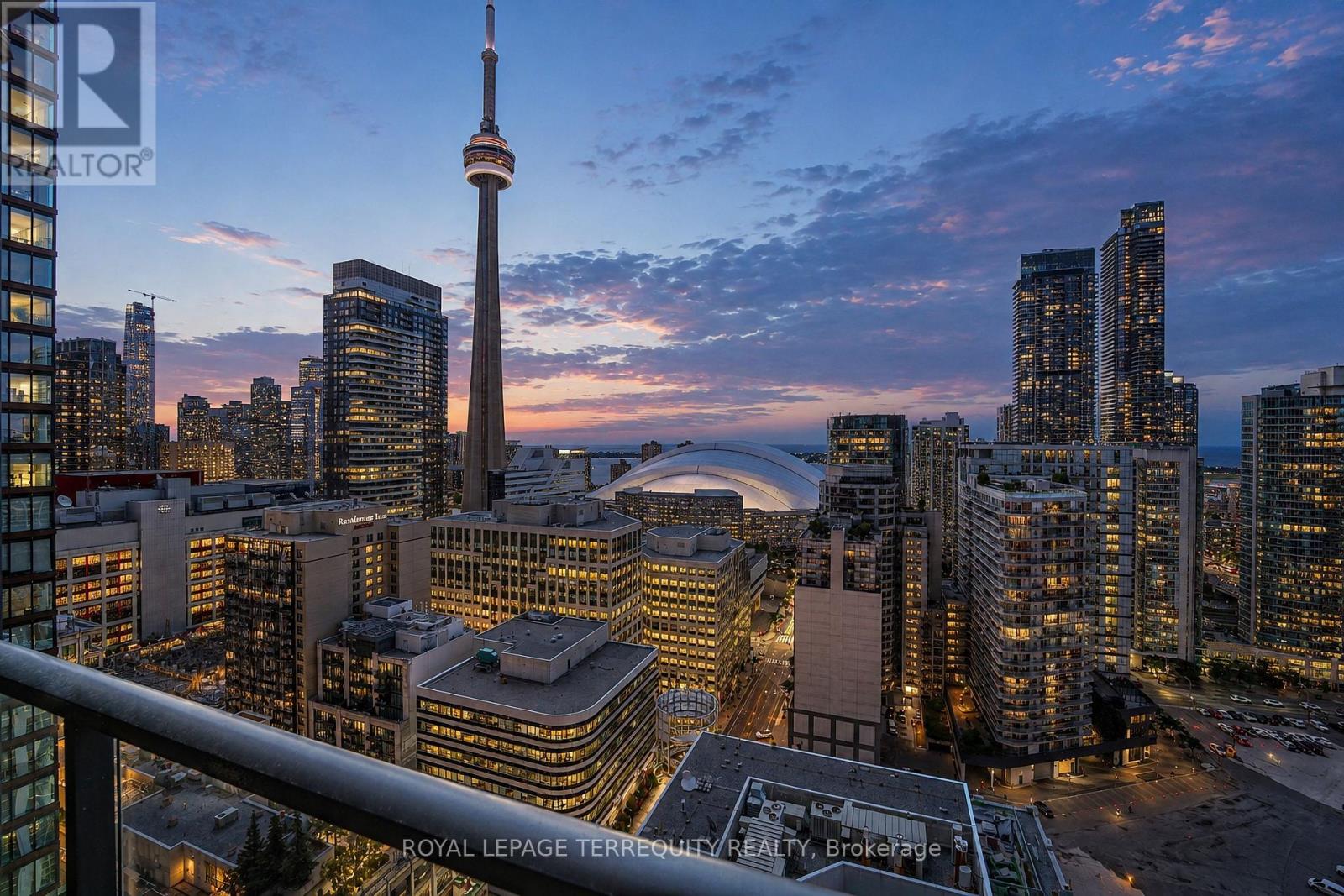 2606 - 88 Blue Jays Way, Toronto, Ontario  M5V 0L7 - Photo 2 - C13684040