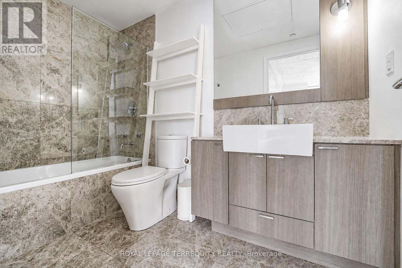 2606 - 88 Blue Jays Way, Toronto, Ontario  M5V 0L7 - Photo 8 - C13684040