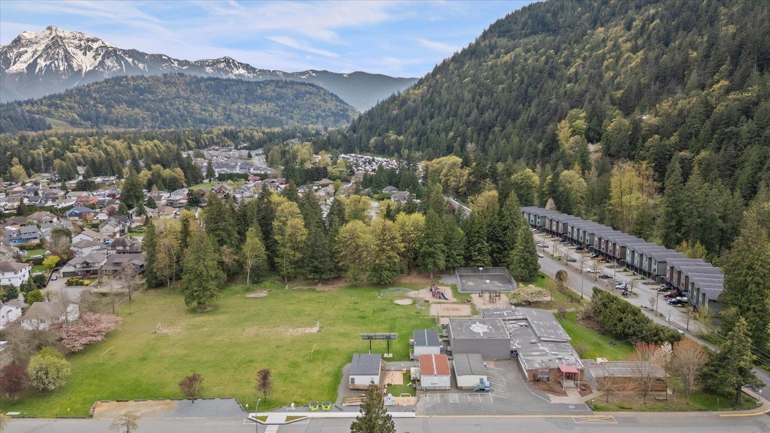 2 520 Hot Springs Road, Harrison Hot Springs, Harrison Hot Springs, British Columbia  V0M 1K0 - Photo 6 - R3119059