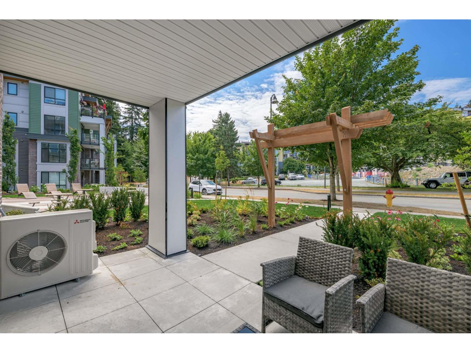 101 45500 Market Way, Garrison Crossing, Chilliwack, British Columbia  V2R 6G5 - Photo 3 - R3156368