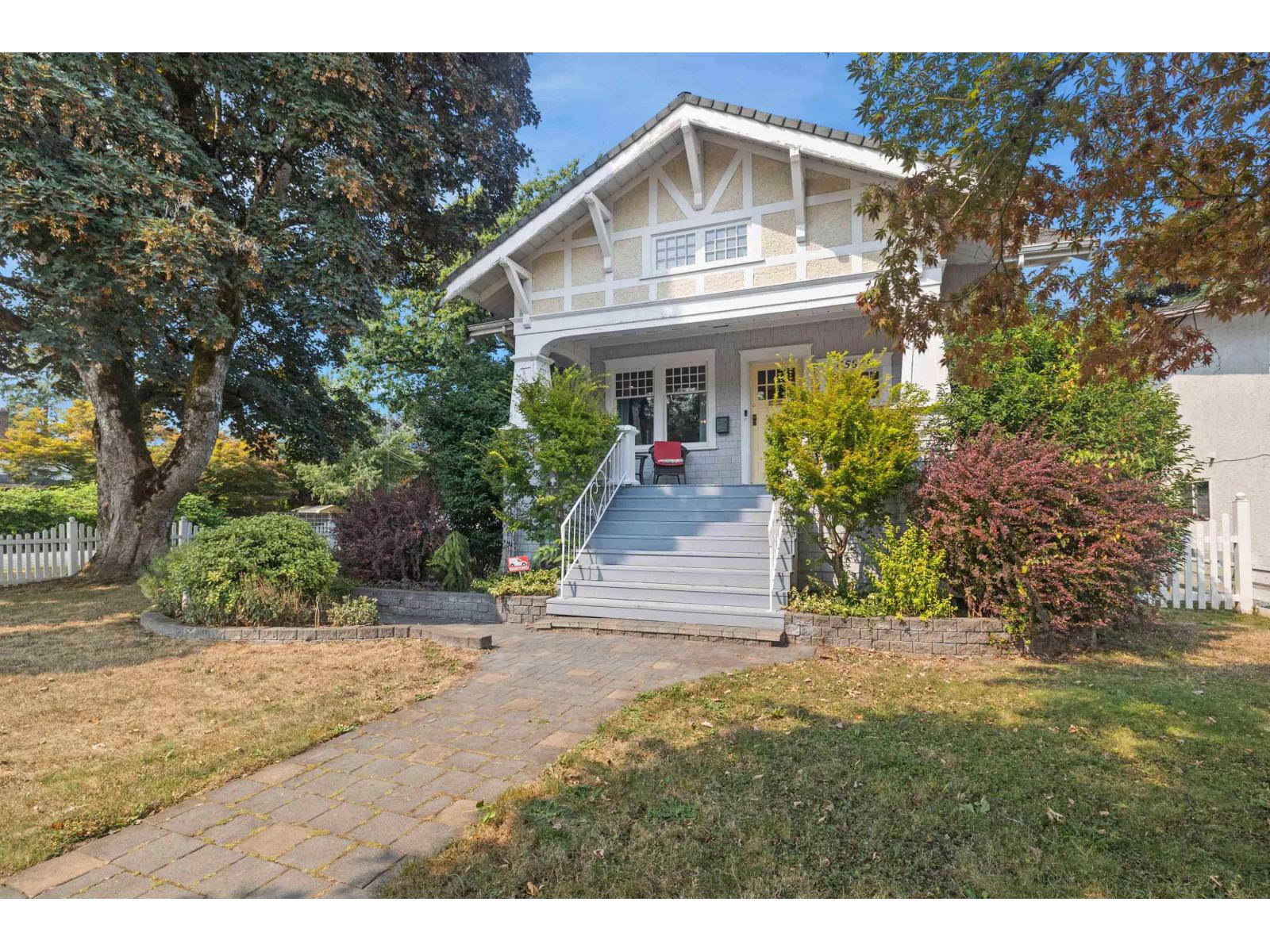 45873 Reece Avenue, Chilliwack Proper West, Chilliwack, British Columbia  V2P 2Z3 - Photo 2 - R3156189