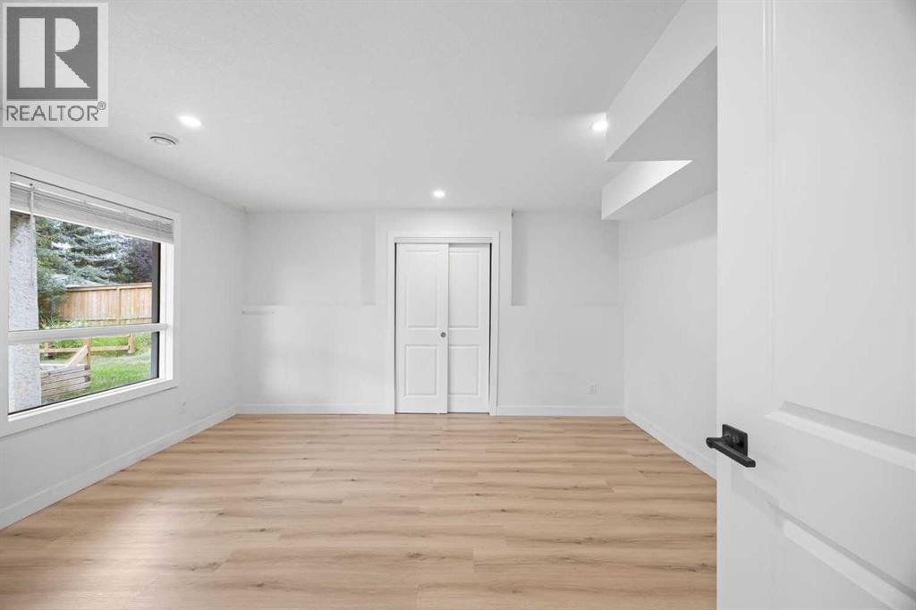 311 Hawkland Place NW, Calgary, Alberta  T3G 3R4 - Photo 43 - A2335805