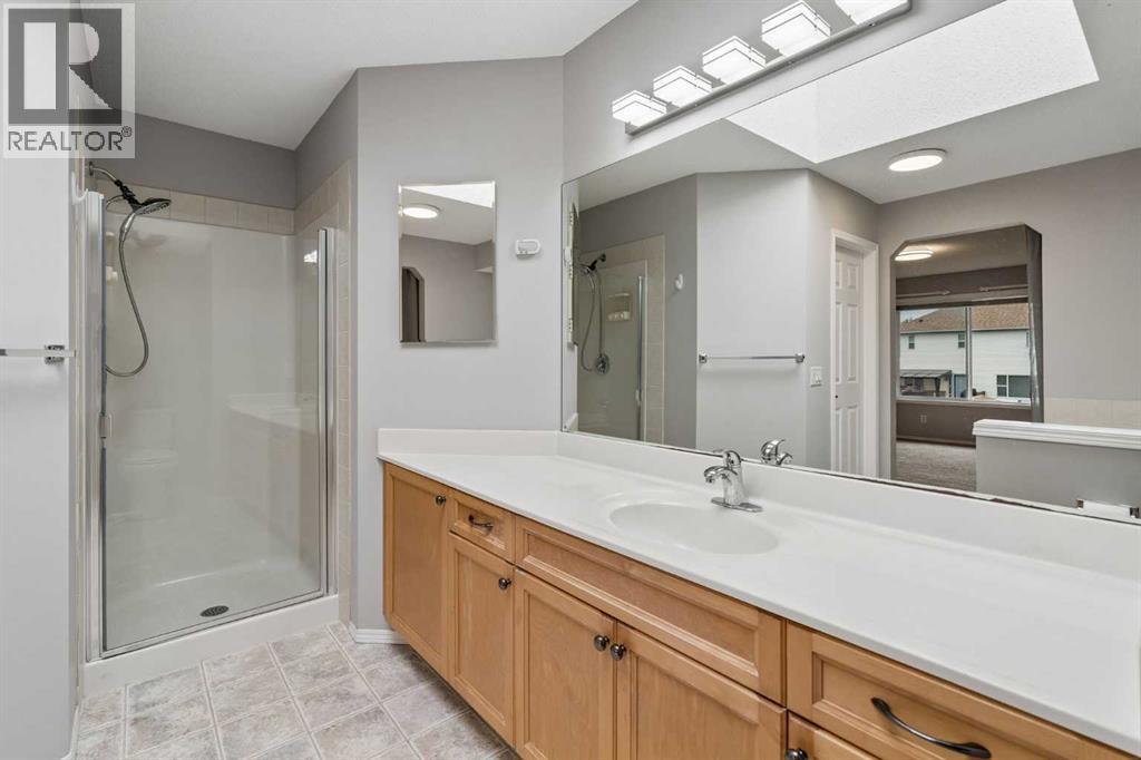 22 Somerside Crescent SW, Calgary, Alberta  T2V 5R4 - Photo 22 - A2335848