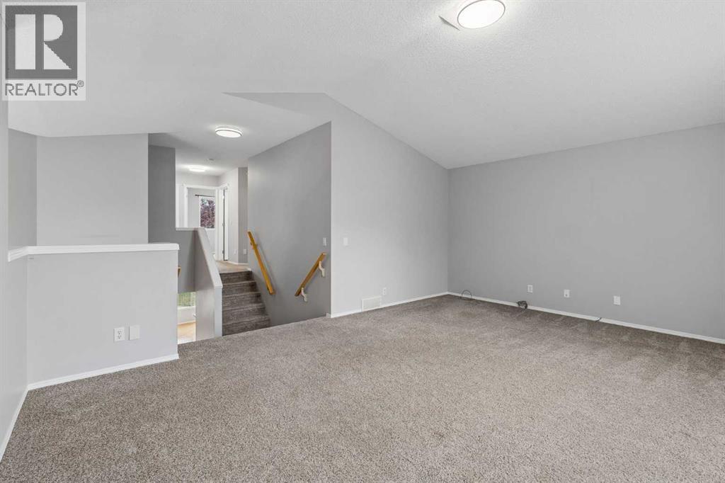 22 Somerside Crescent SW, Calgary, Alberta  T2V 5R4 - Photo 18 - A2335848