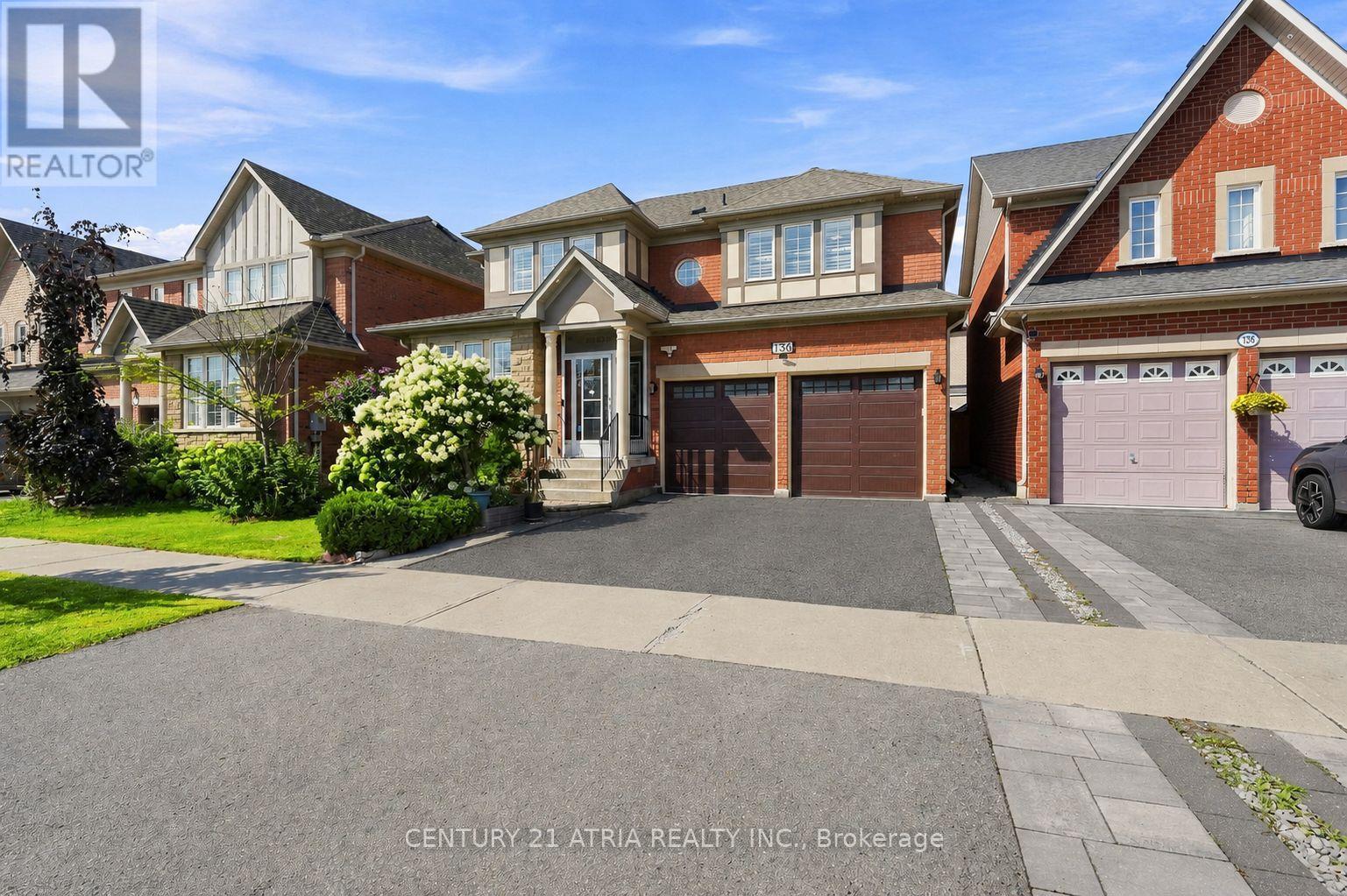 136 Rollinghill Road, Richmond Hill, Ontario  L4E 4E1 - Photo 3 - N13683938