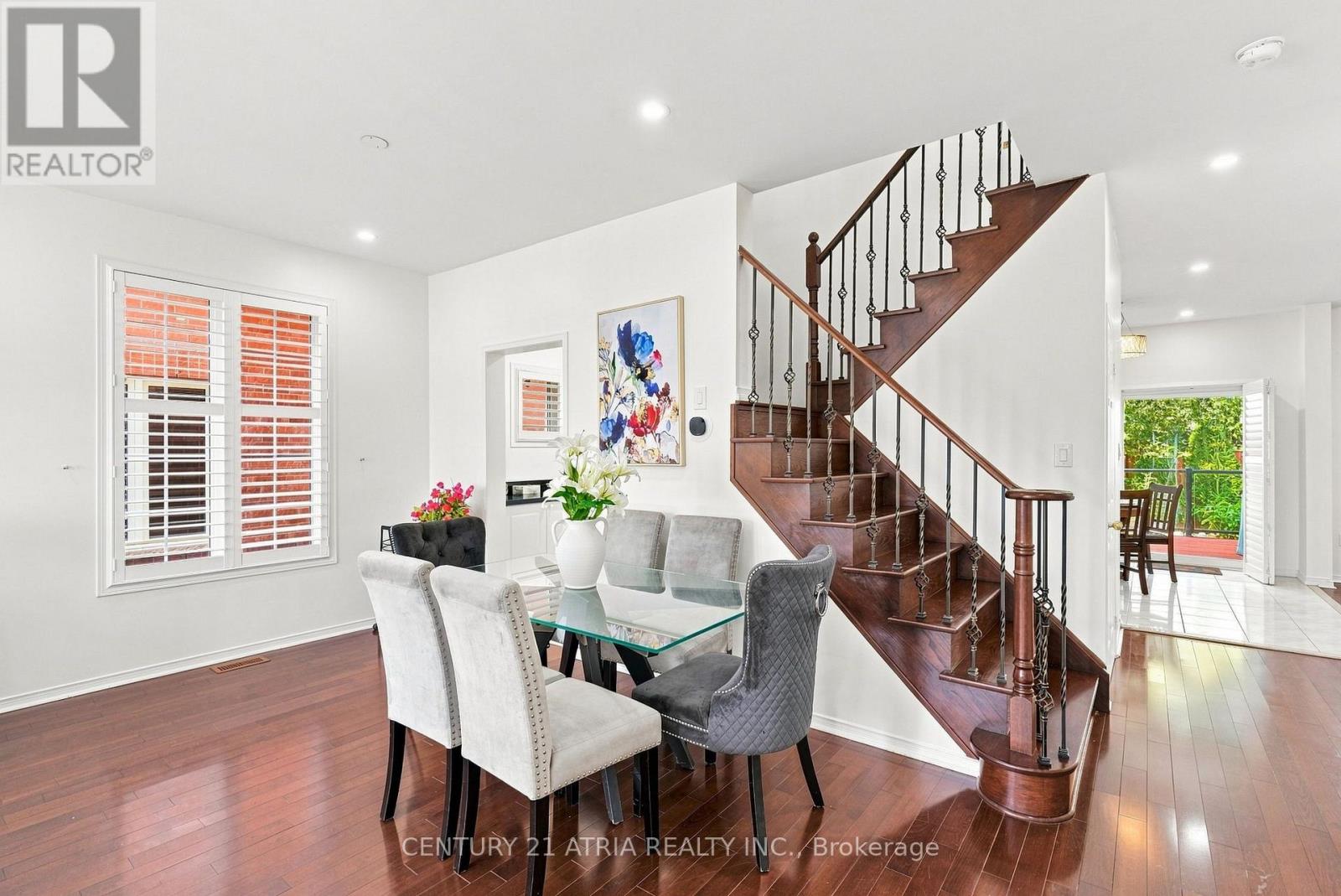 136 Rollinghill Road, Richmond Hill, Ontario  L4E 4E1 - Photo 8 - N13683938