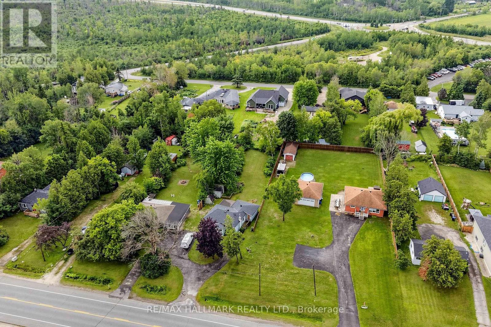 9775 Beachwood Road, Collingwood, Ontario  L9Y 3Z1 - Photo 21 - S13684034