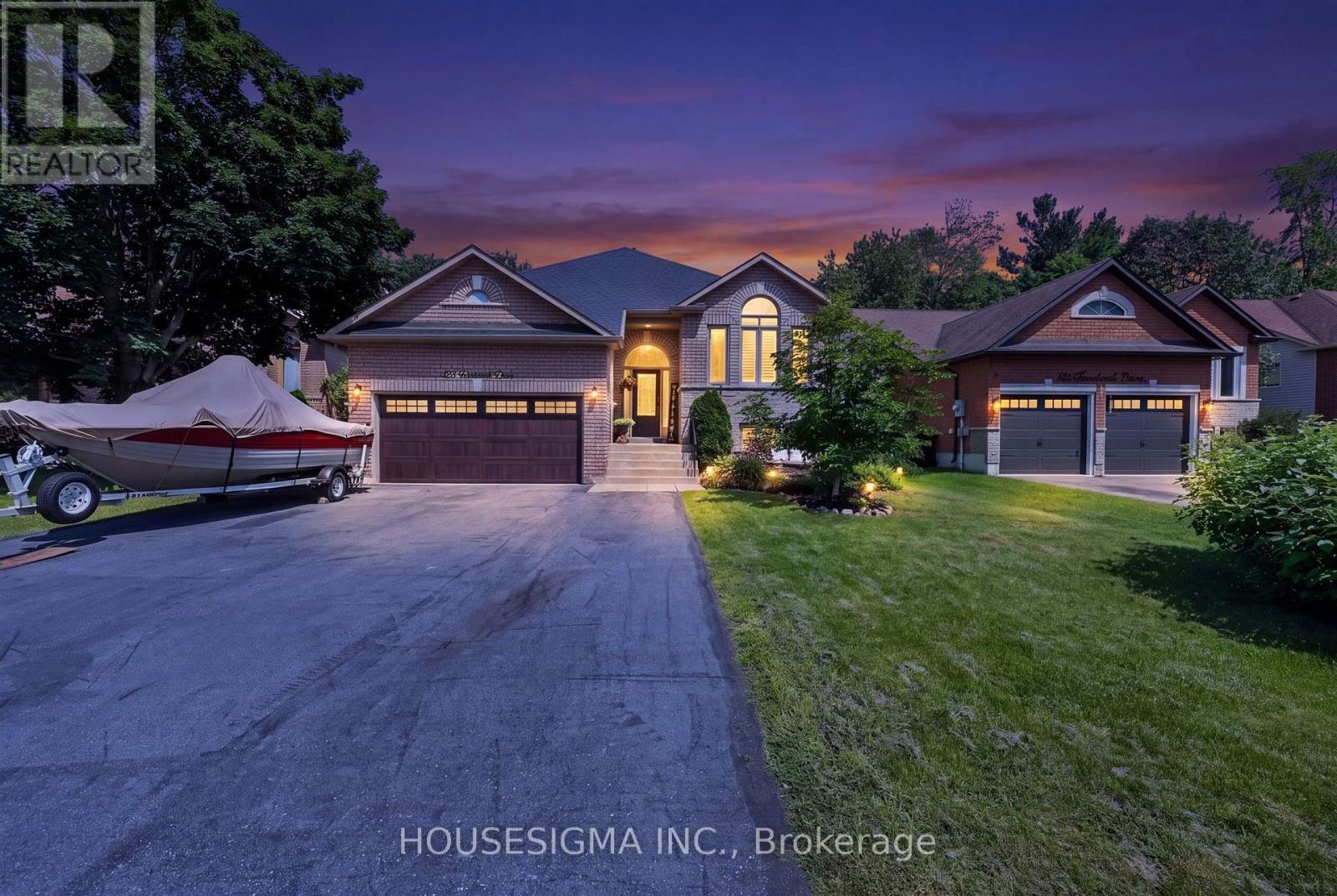 123 Fernbrook Drive, Wasaga Beach, Ontario  L9Z 1G6 - Photo 1 - S13684046