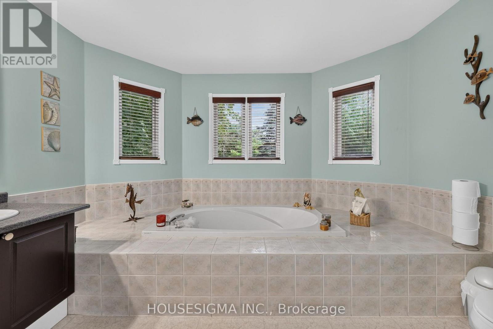 123 Fernbrook Drive, Wasaga Beach, Ontario  L9Z 1G6 - Photo 31 - S13684046