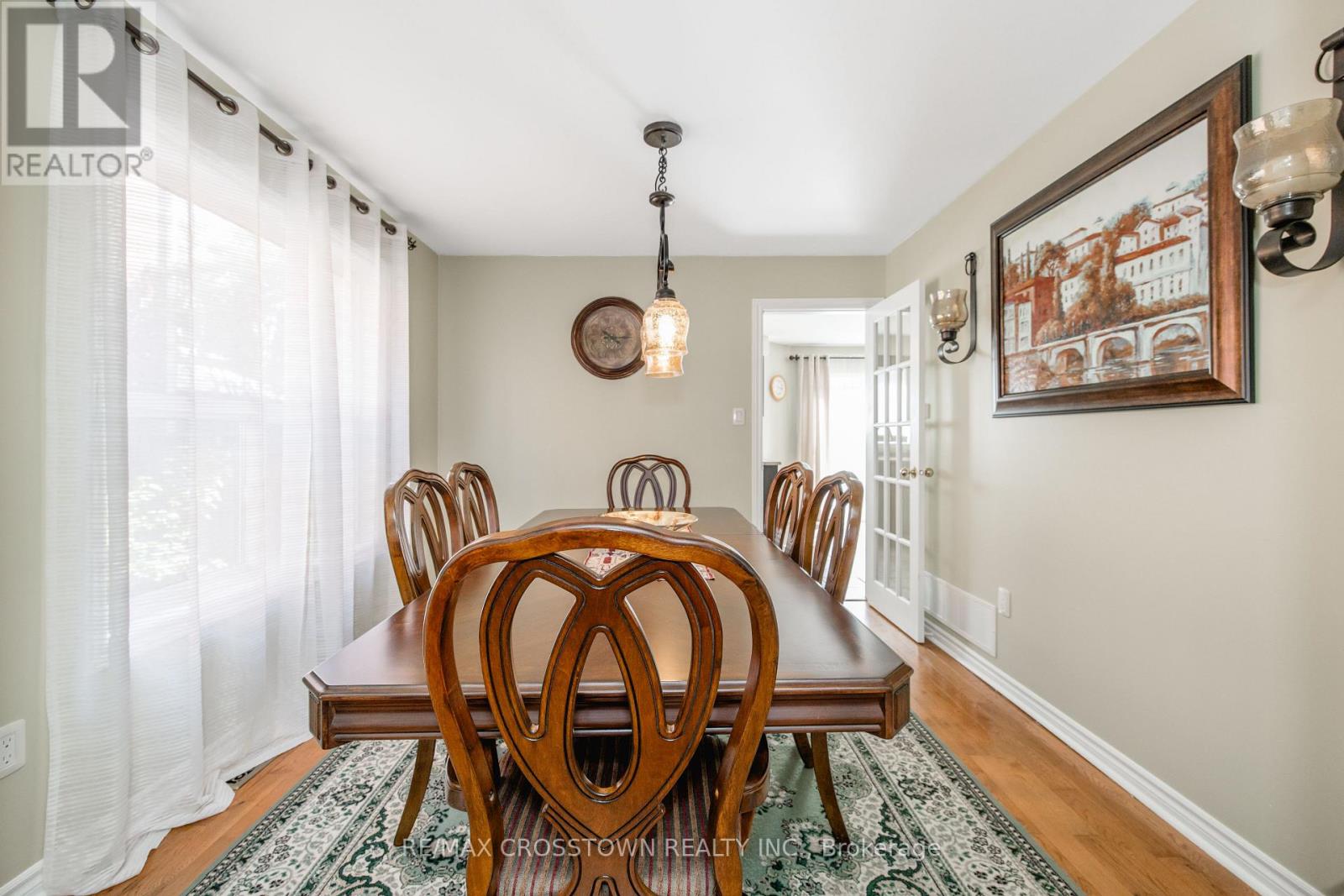 5 Kelsey Crescent, Barrie (Ardagh), Ontario  L4N 0J7 - Photo 15 - S13684086