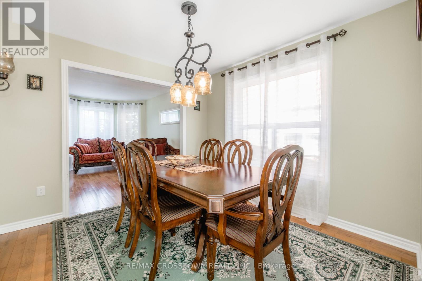 5 Kelsey Crescent, Barrie (Ardagh), Ontario  L4N 0J7 - Photo 17 - S13684086