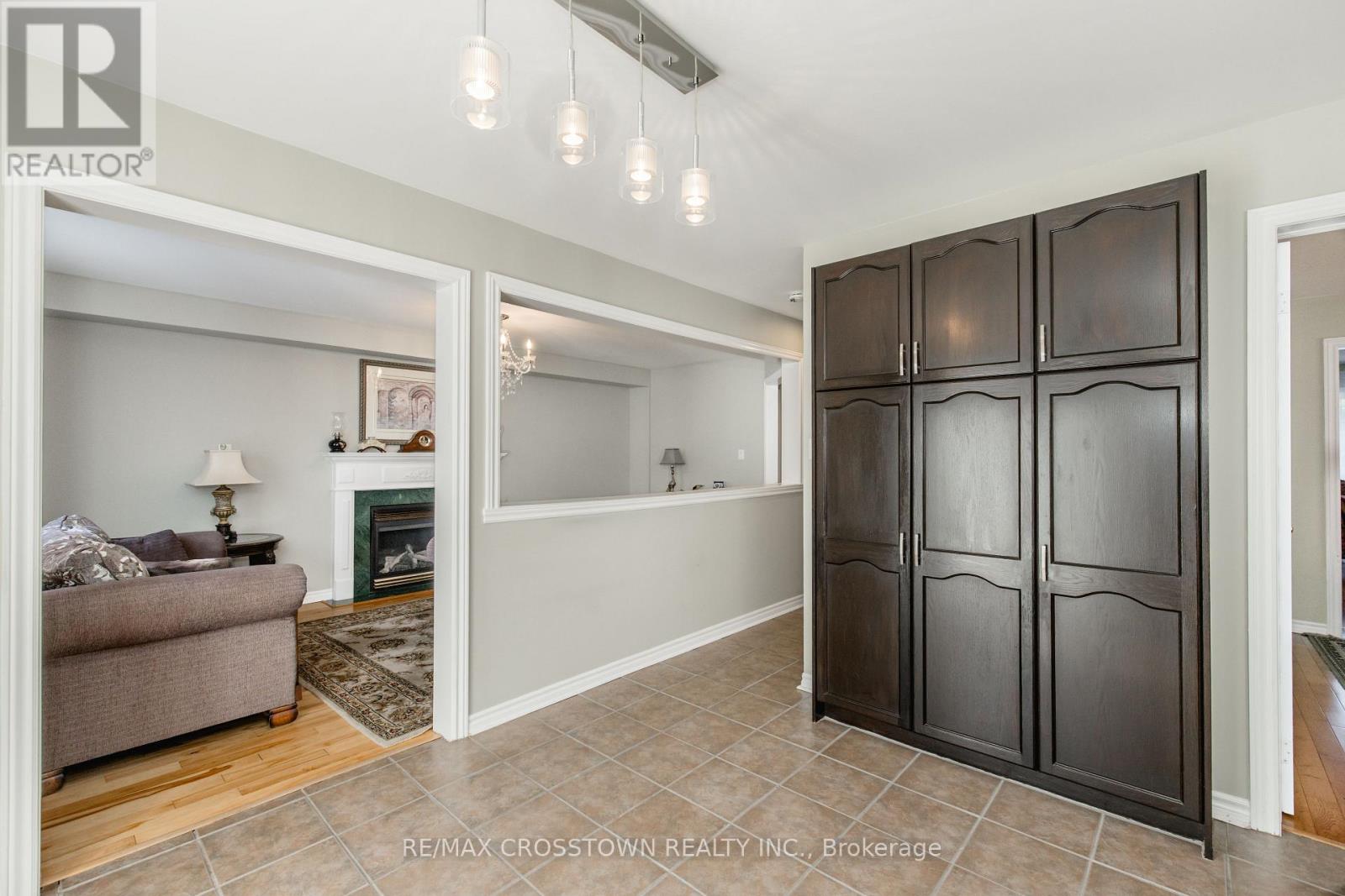 5 Kelsey Crescent, Barrie (Ardagh), Ontario  L4N 0J7 - Photo 23 - S13684086