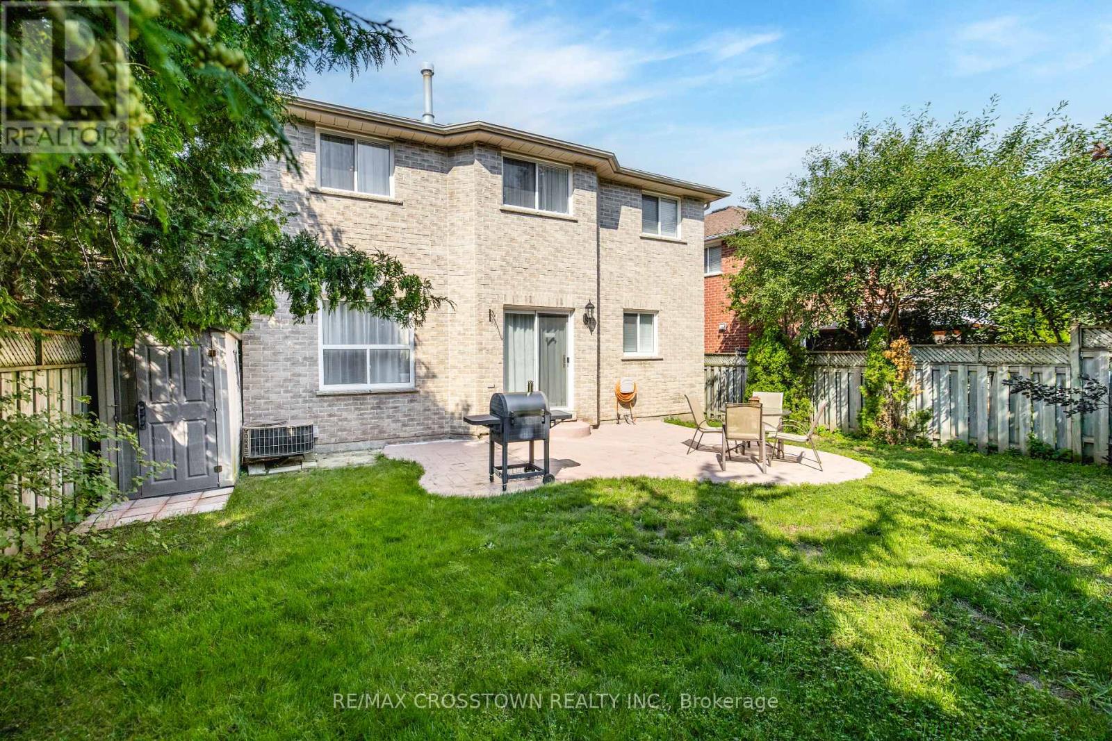 5 Kelsey Crescent, Barrie (Ardagh), Ontario  L4N 0J7 - Photo 5 - S13684086