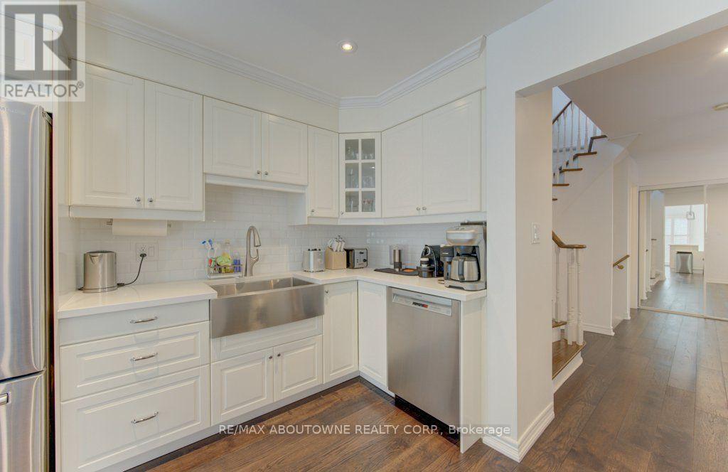 53 - 3045 New Street, Burlington, Ontario  L7N 3V9 - Photo 5 - W13683934
