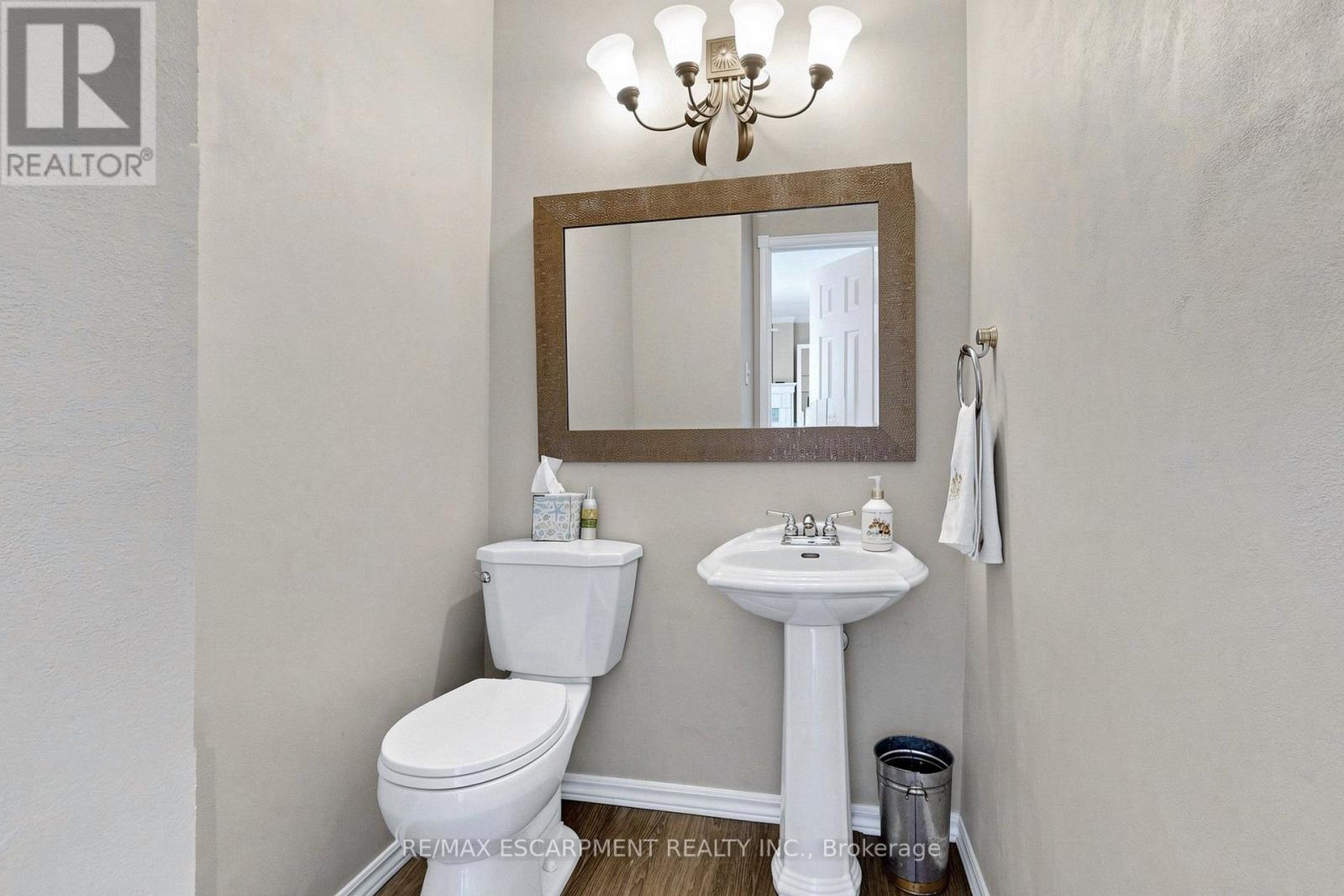 2208 Lancaster Crescent, Burlington, Ontario  L7P 3G5 - Photo 20 - W13683944