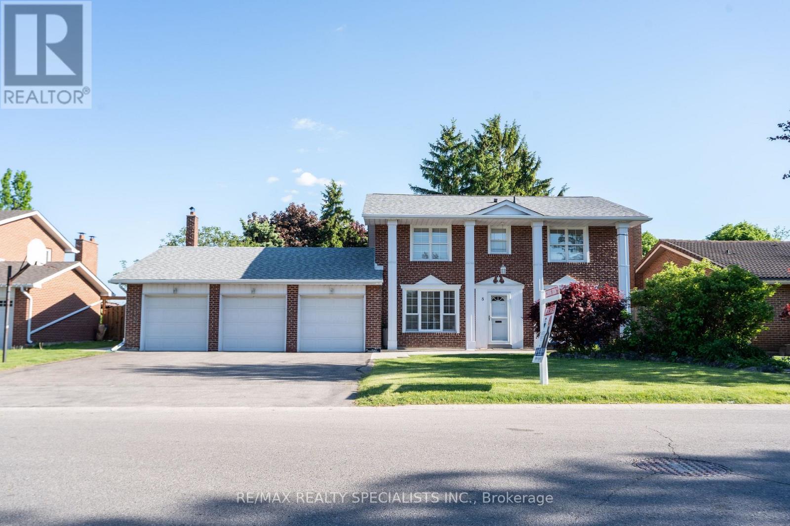 8 RIVER VIEW DRIVE, Brampton, Ontario