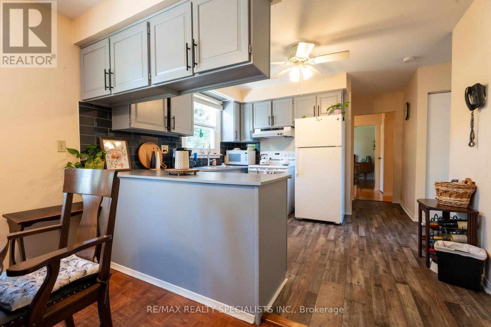8 River View Drive, Brampton, Ontario  L6W 2E5 - Photo 16 - W13684074
