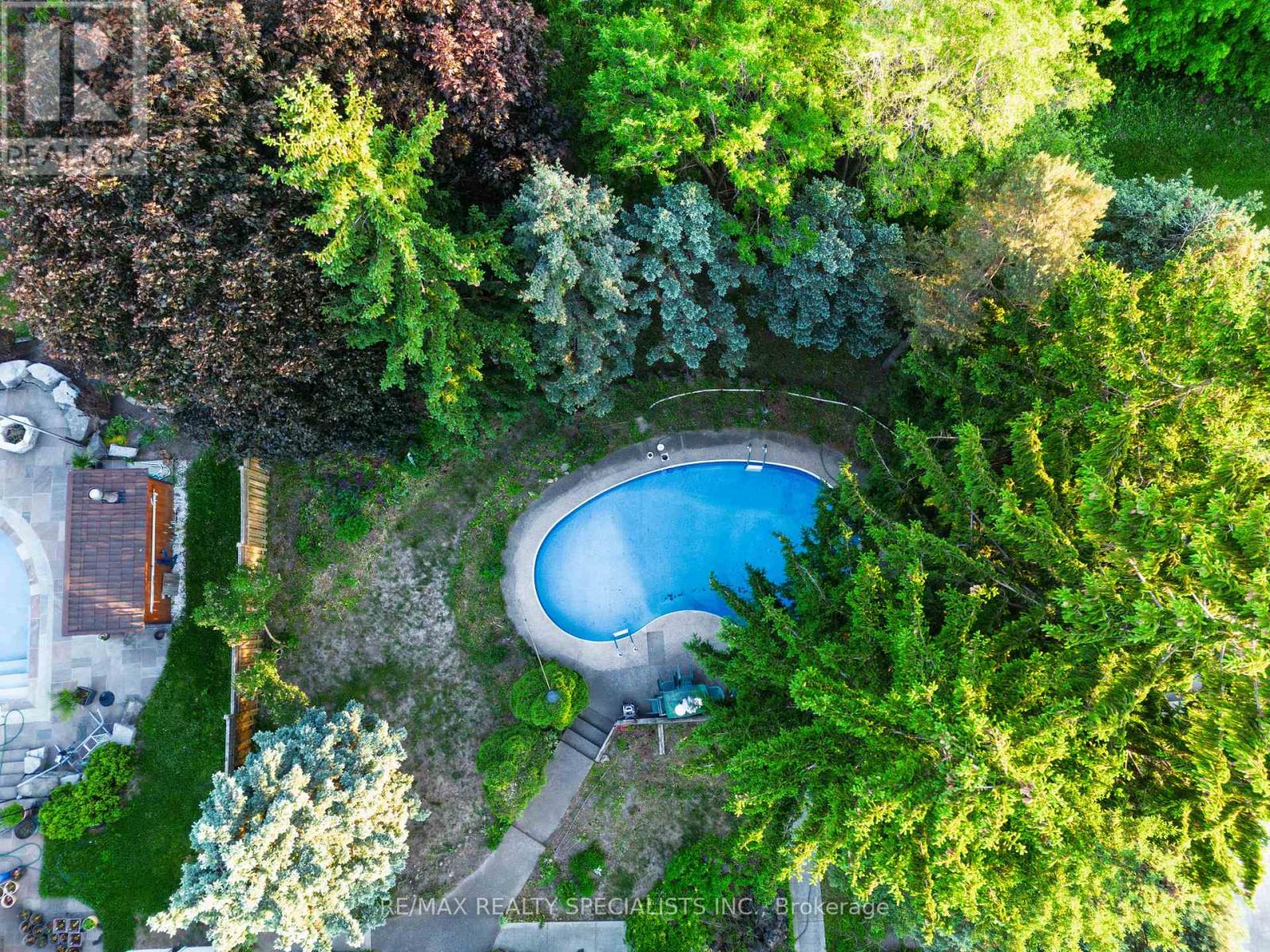 8 River View Drive, Brampton, Ontario  L6W 2E5 - Photo 48 - W13684074