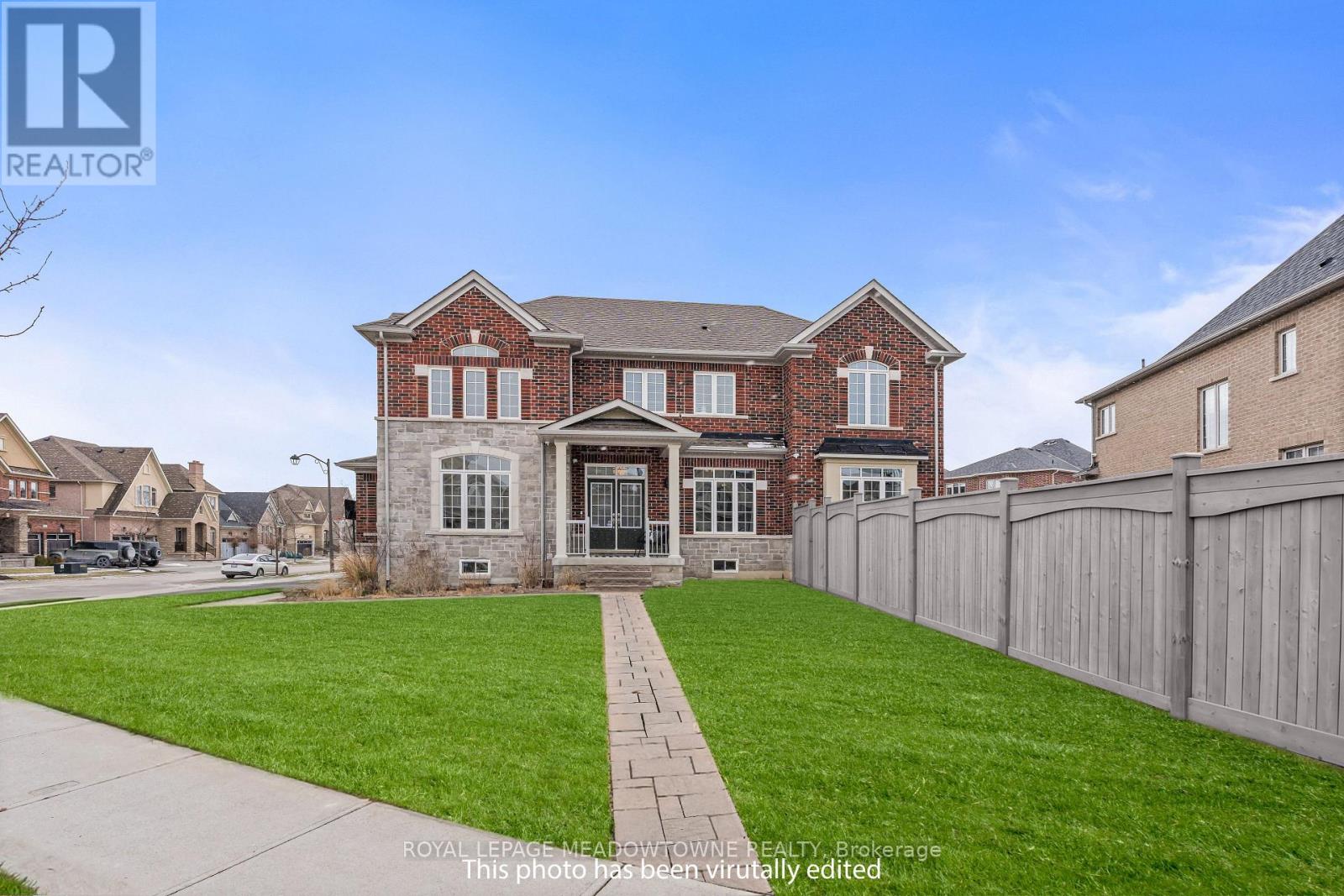 67 Hidden Lake Trail, Halton Hills, Ontario  L7G 0K6 - Photo 4 - W13684106