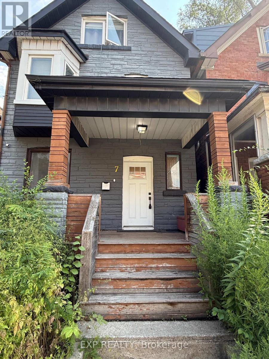 2F AND 3F - 7 LANSDOWNE AVENUE, Toronto, Ontario