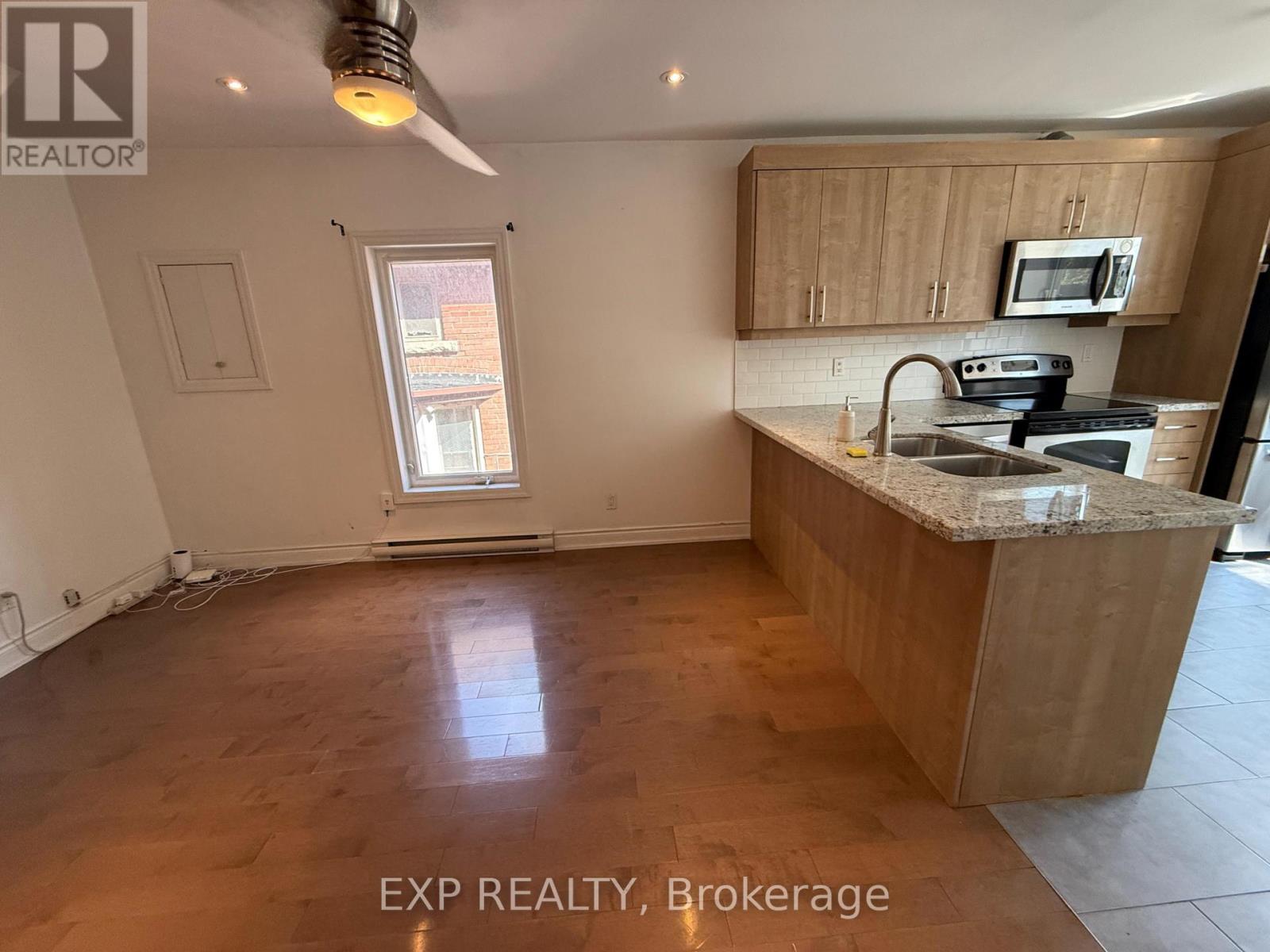 2f And 3f - 7 Lansdowne Avenue, Toronto, Ontario  M6K 2V7 - Photo 12 - W13684120