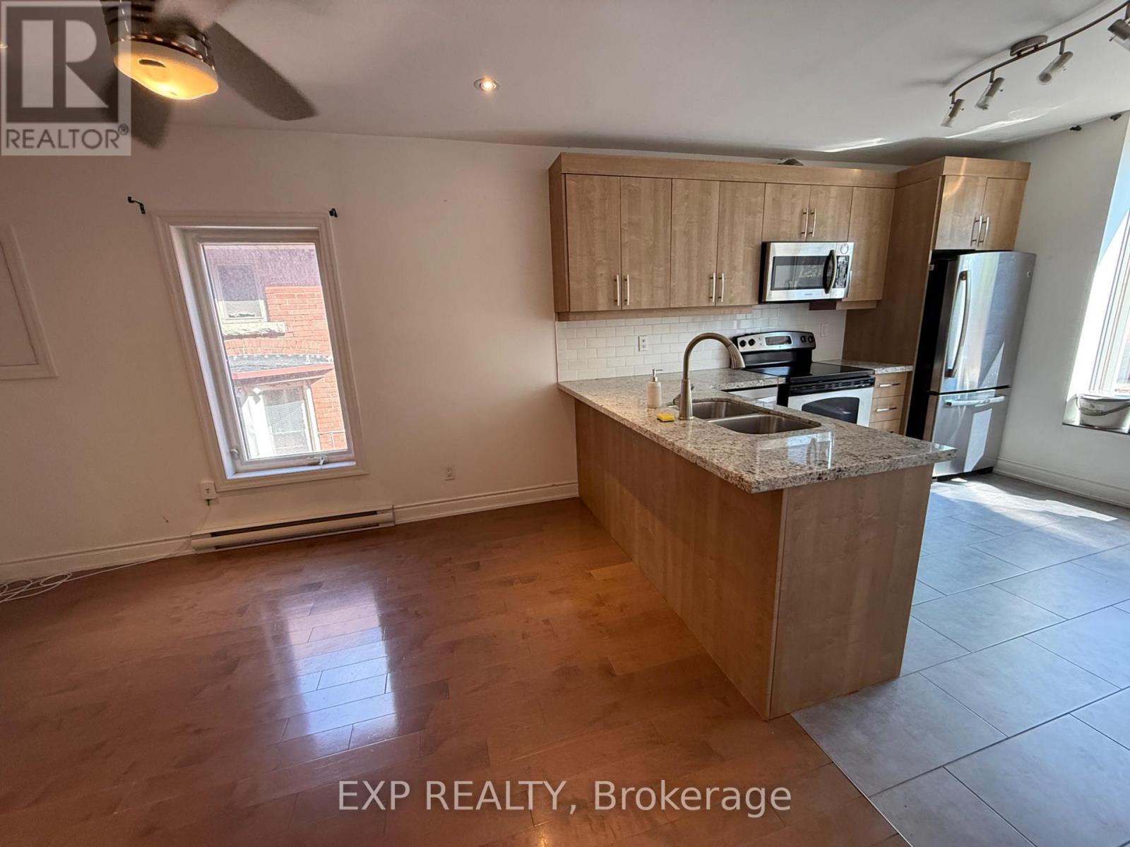 2f And 3f - 7 Lansdowne Avenue, Toronto, Ontario  M6K 2V7 - Photo 15 - W13684120