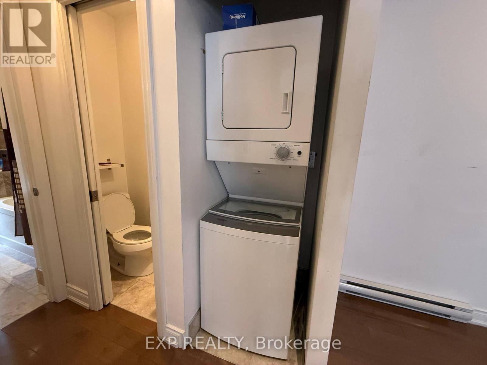 2f And 3f - 7 Lansdowne Avenue, Toronto, Ontario  M6K 2V7 - Photo 17 - W13684120