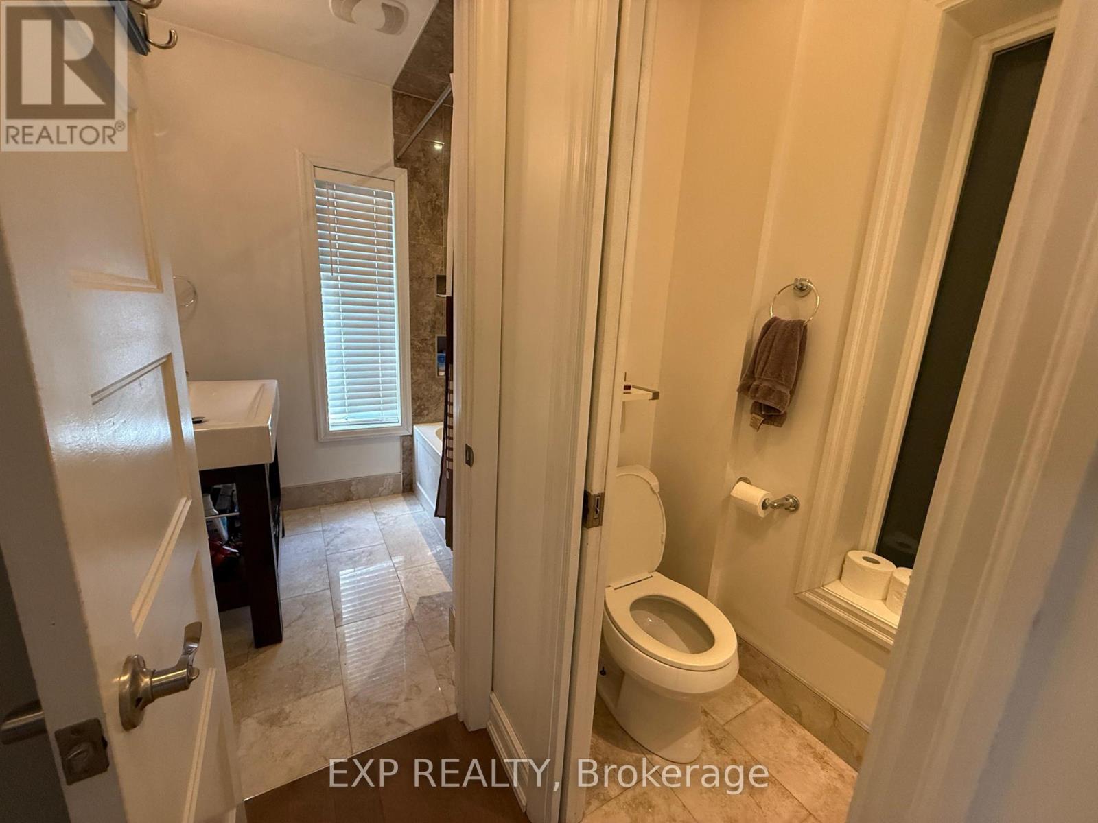 2f And 3f - 7 Lansdowne Avenue, Toronto, Ontario  M6K 2V7 - Photo 19 - W13684120