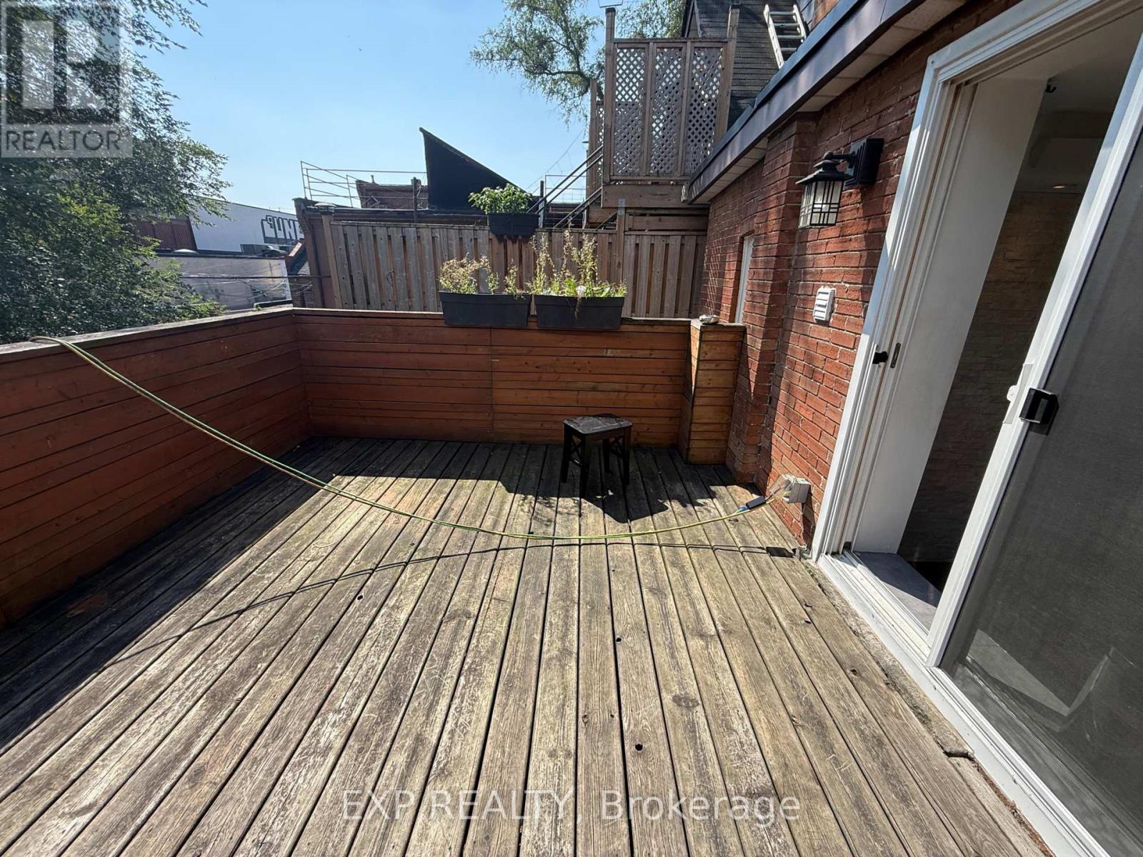 2f And 3f - 7 Lansdowne Avenue, Toronto, Ontario  M6K 2V7 - Photo 26 - W13684120