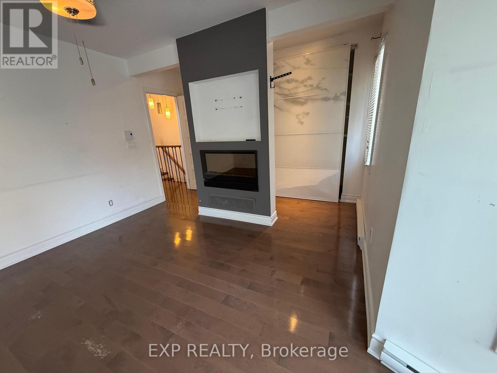 2f And 3f - 7 Lansdowne Avenue, Toronto, Ontario  M6K 2V7 - Photo 4 - W13684120