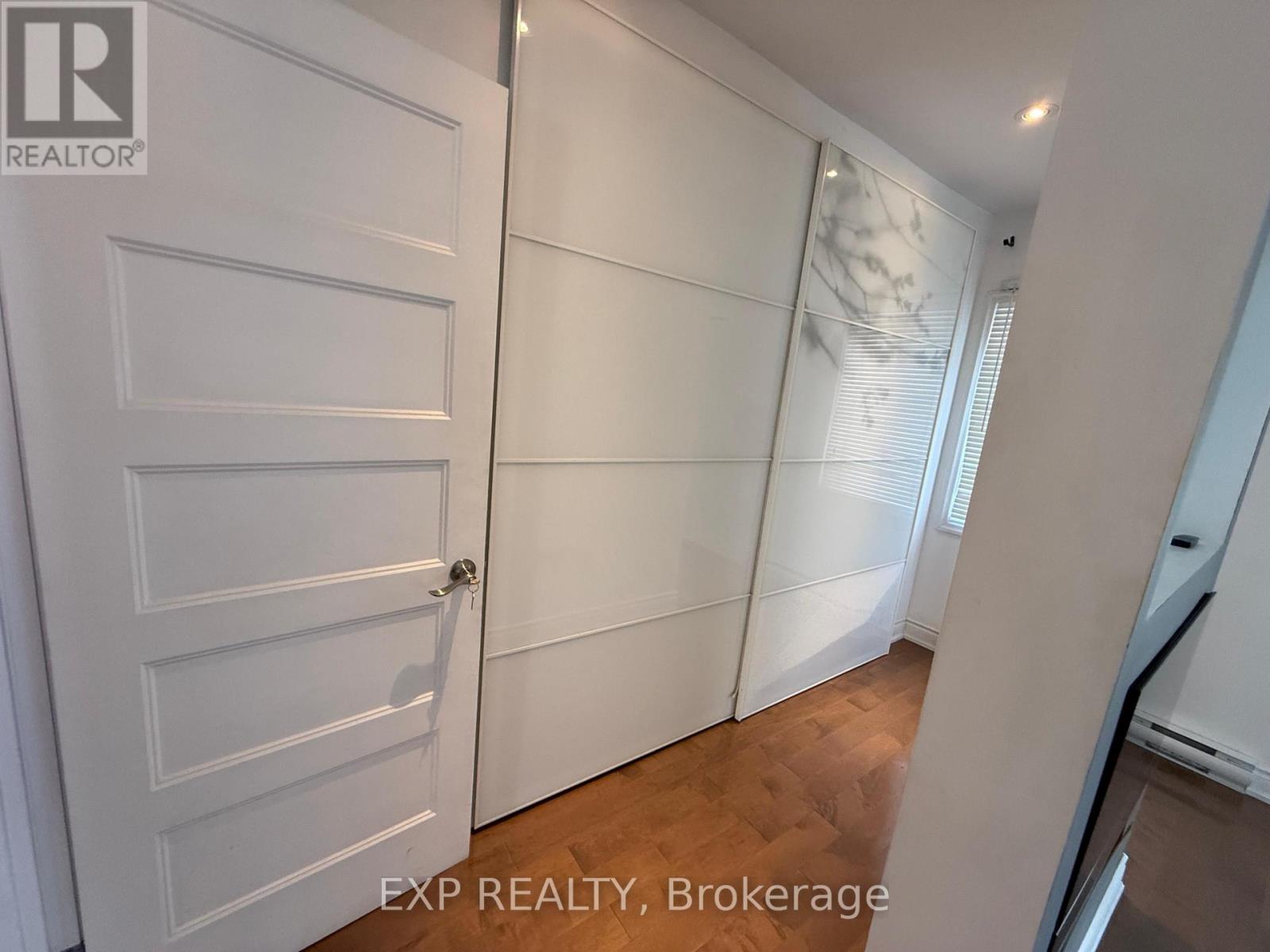 2f And 3f - 7 Lansdowne Avenue, Toronto, Ontario  M6K 2V7 - Photo 6 - W13684120