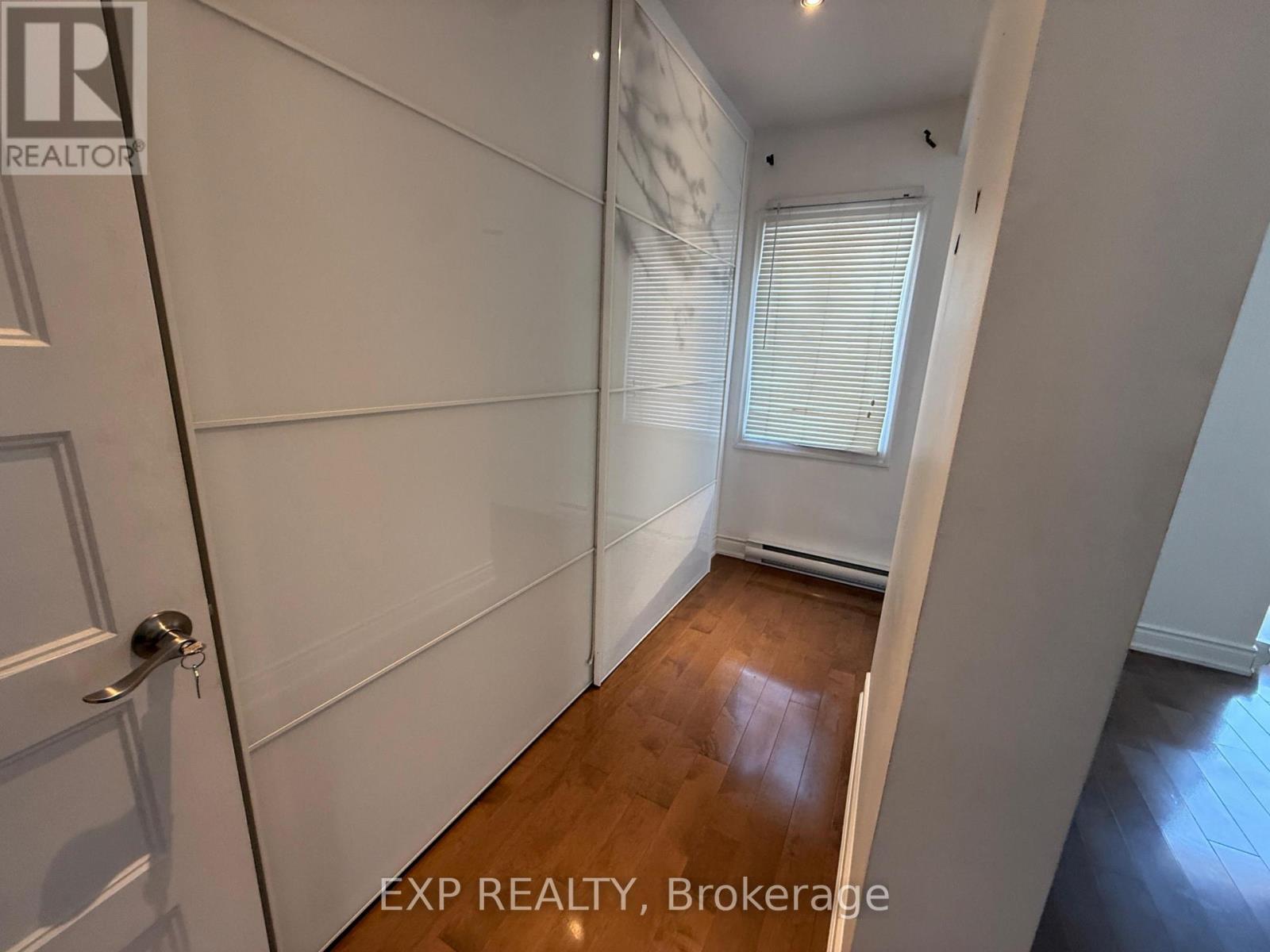 2f And 3f - 7 Lansdowne Avenue, Toronto, Ontario  M6K 2V7 - Photo 7 - W13684120