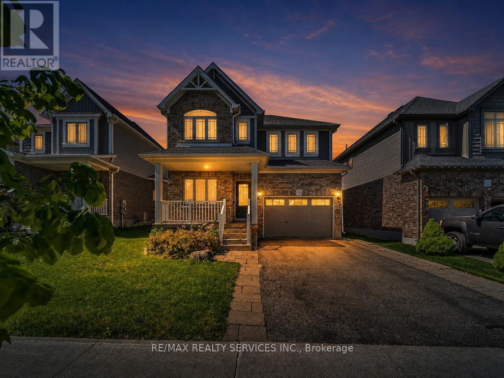 9 Fitzgerald Street, Orangeville, Ontario  L9W 6R7 - Photo 3 - W13684146