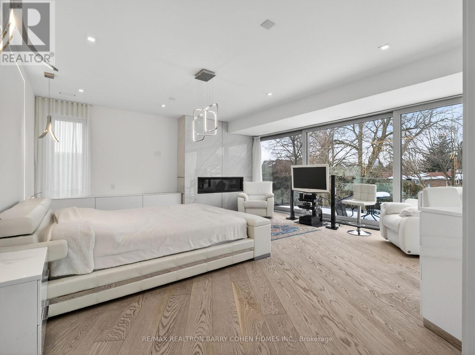 8 Cadmus Road, Toronto, Ontario  M2M 2M4 - Photo 17 - C13020934