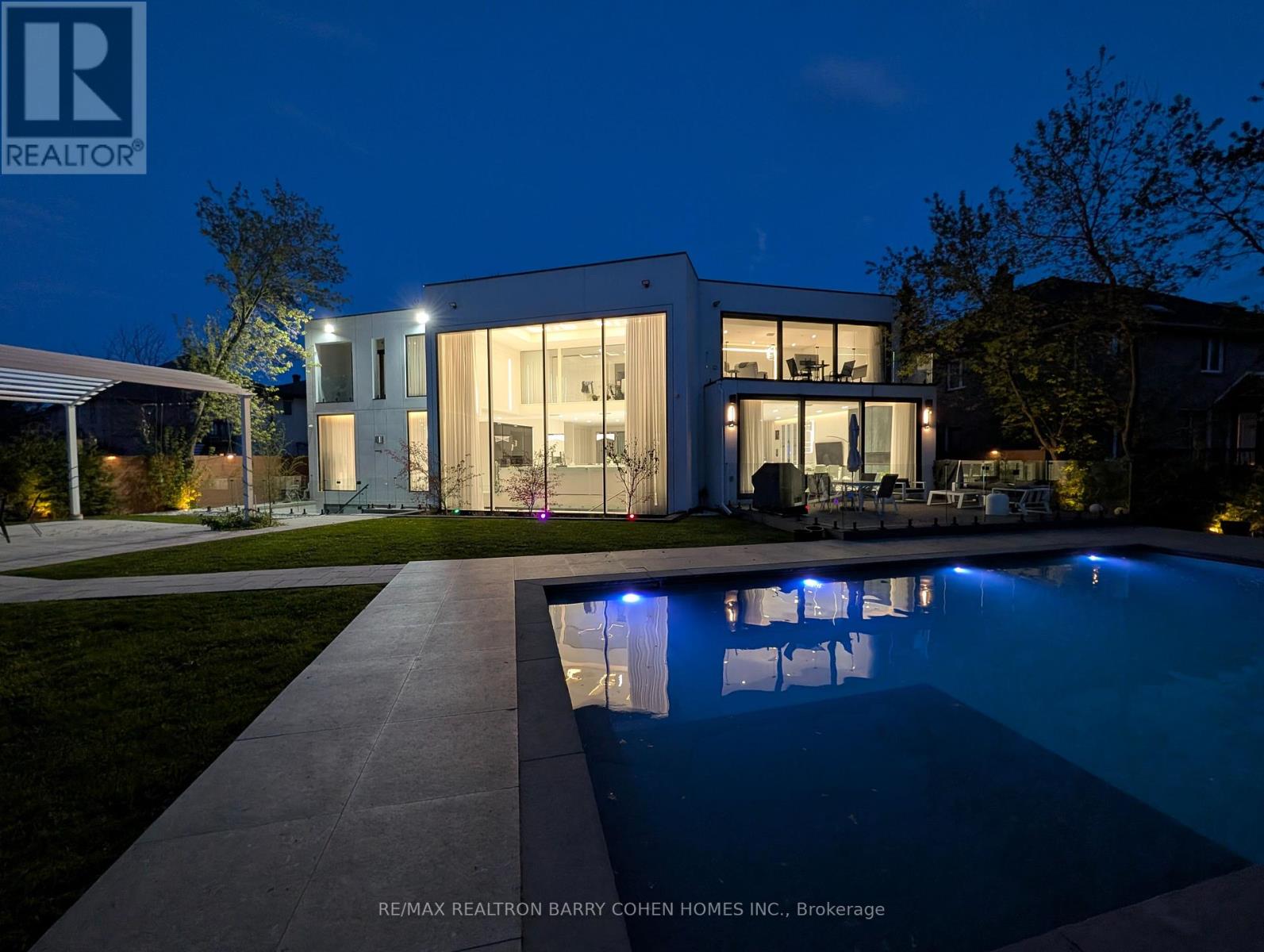 8 Cadmus Road, Toronto, Ontario  M2M 2M4 - Photo 35 - C13020934