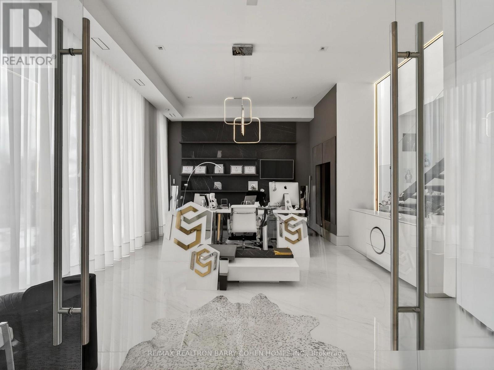 8 Cadmus Road, Toronto, Ontario  M2M 2M4 - Photo 6 - C13020934