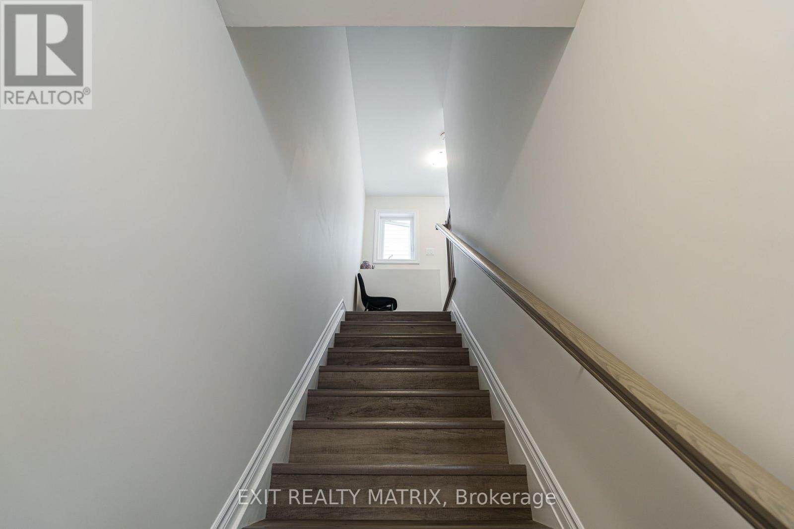 B - 161 Massalia Crescent, Ottawa, Ontario  K4A 5R1 - Photo 4 - X13684004