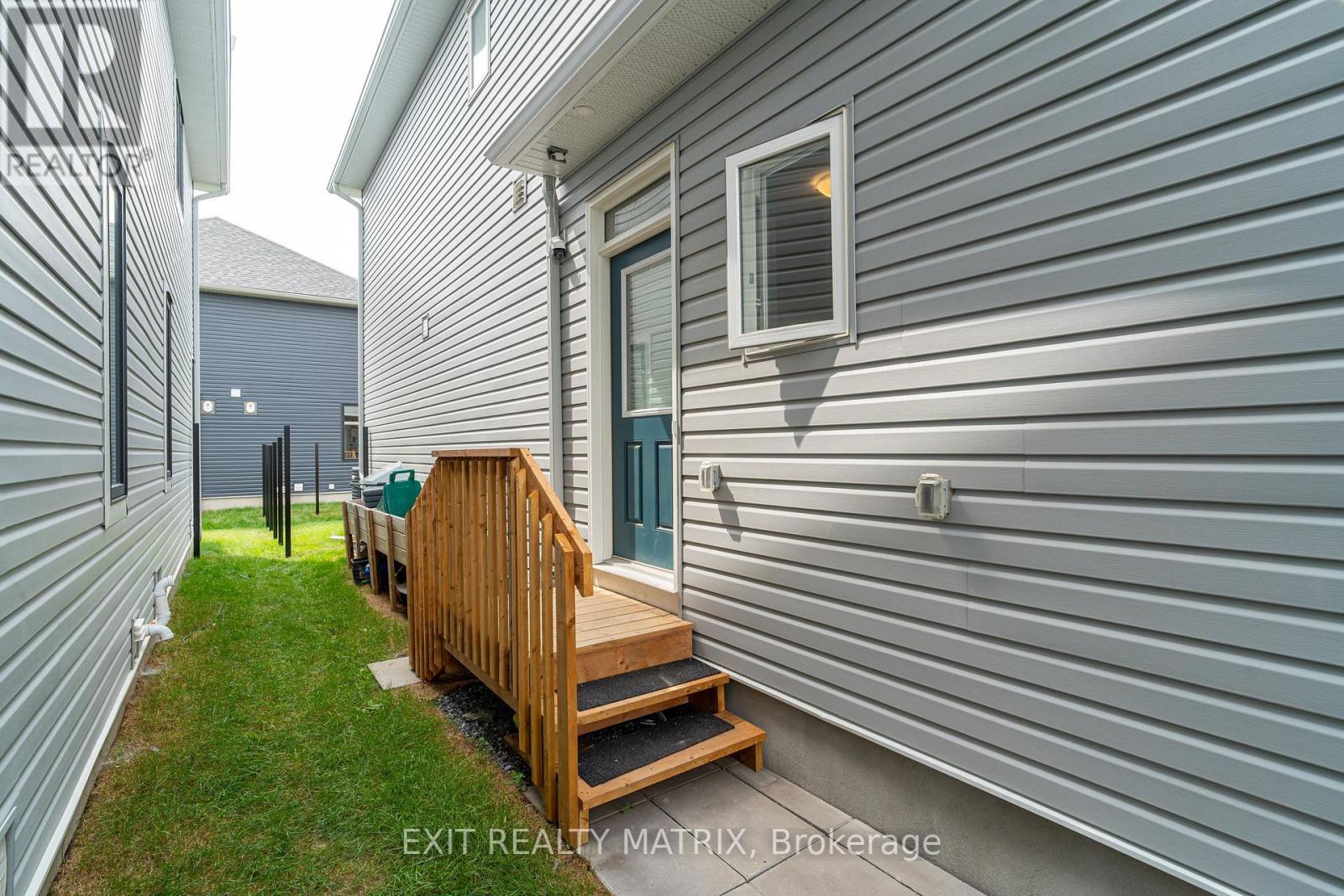 B - 161 Massalia Crescent, Ottawa, Ontario  K4A 5R1 - Photo 3 - X13684004